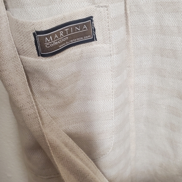 MARTINA Buranolace Venetian Striped Beige Women's Exclusive Luxury Robe - Picture 6 of 6